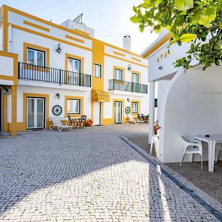 Apartamentos Pátio Victória - by Portugalferias Vila Nova de Milfontes Exterior foto