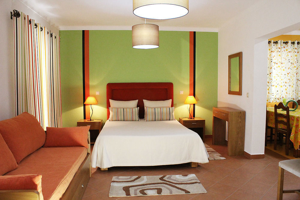 Apartamentos Pátio Victória - by Portugalferias Vila Nova de Milfontes Exterior foto